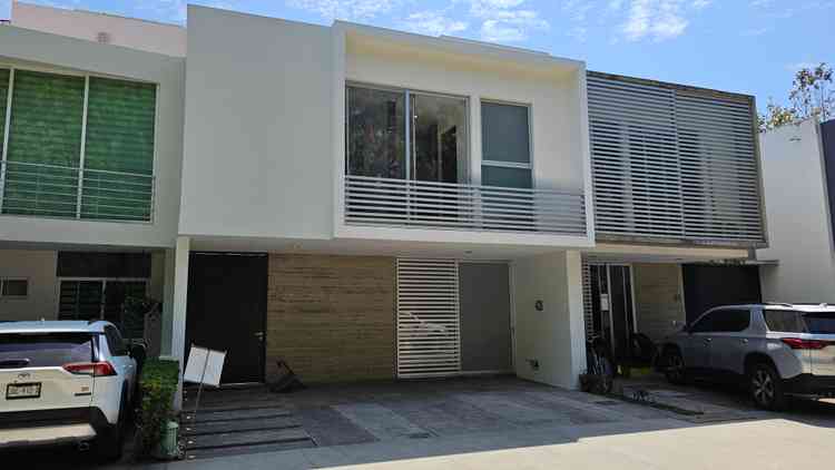 casa en venta calle acero jocotan zapopan jalisco pEqNxd2